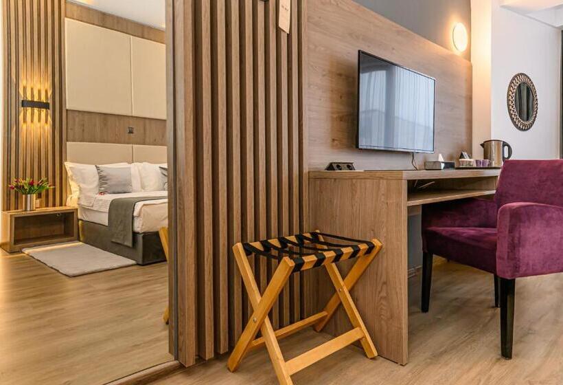 اتاق سوپریور, Unique Boutique