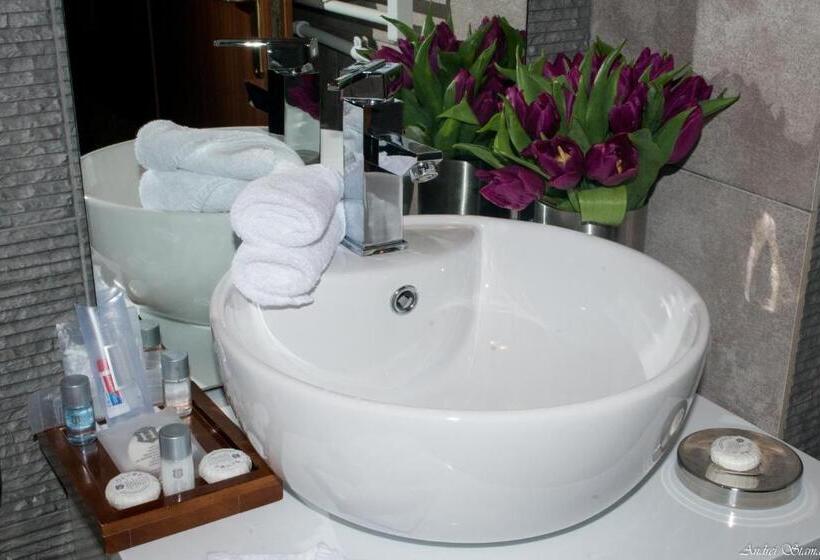 اتاق سوپریور, Unique Boutique