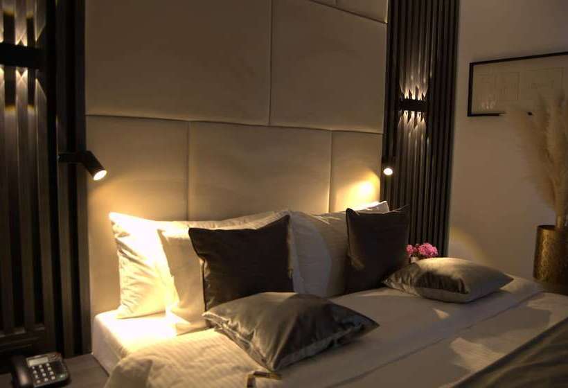 سوییت جونیور, Unique Boutique