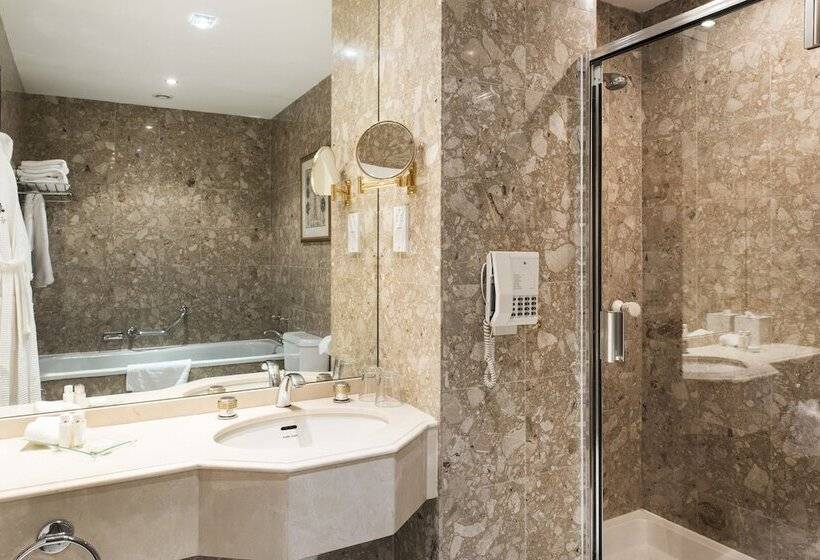 프레지덴셜 스위트, The Vermont Hotel & Vermont Apart