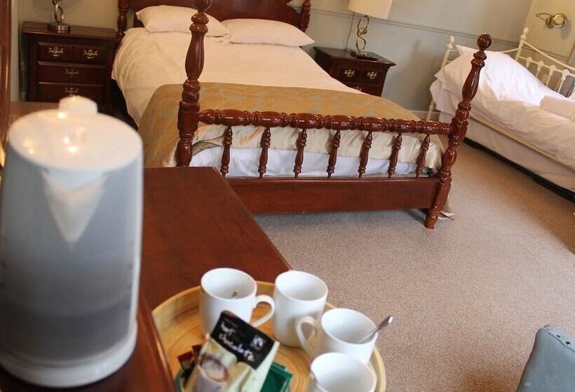 スイート, The Swan Motel, Gillingham