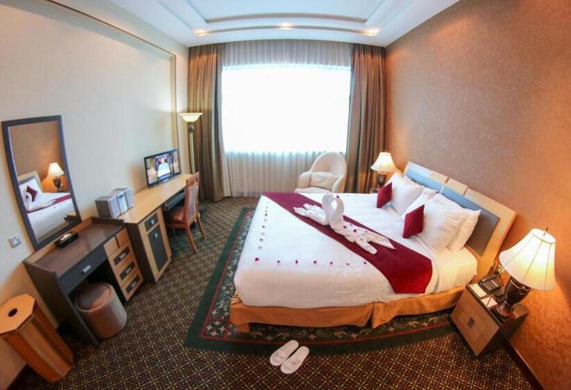 سوئیت 2 خوابه, City Center Hotel