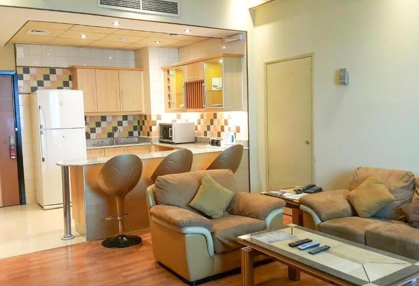 استودیوی استاندارد, City Center Hotel