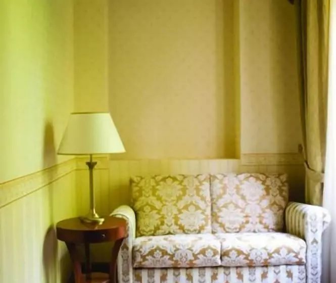 スタンダードルーム, Antica Dimora Villa Basilewsky