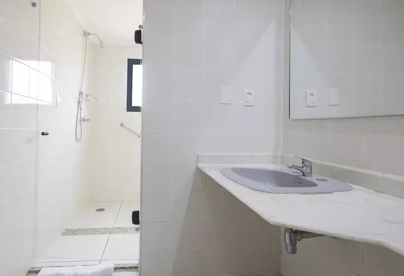 スイート, Dan Inn Sorocaba