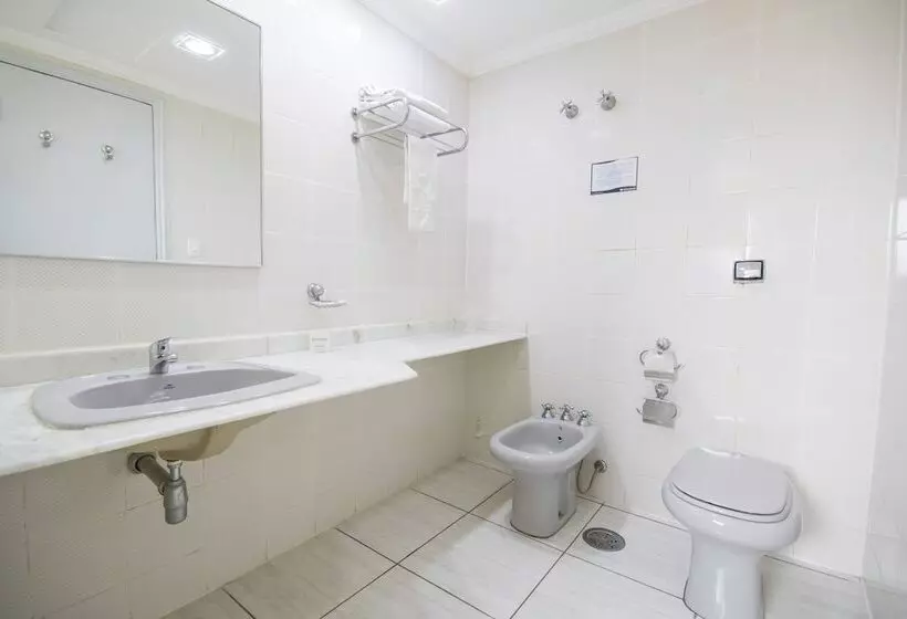 スイート, Dan Inn Sorocaba