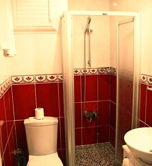 ファミリールーム, Divas