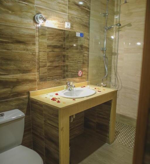 豪华单人间, El Yacouta