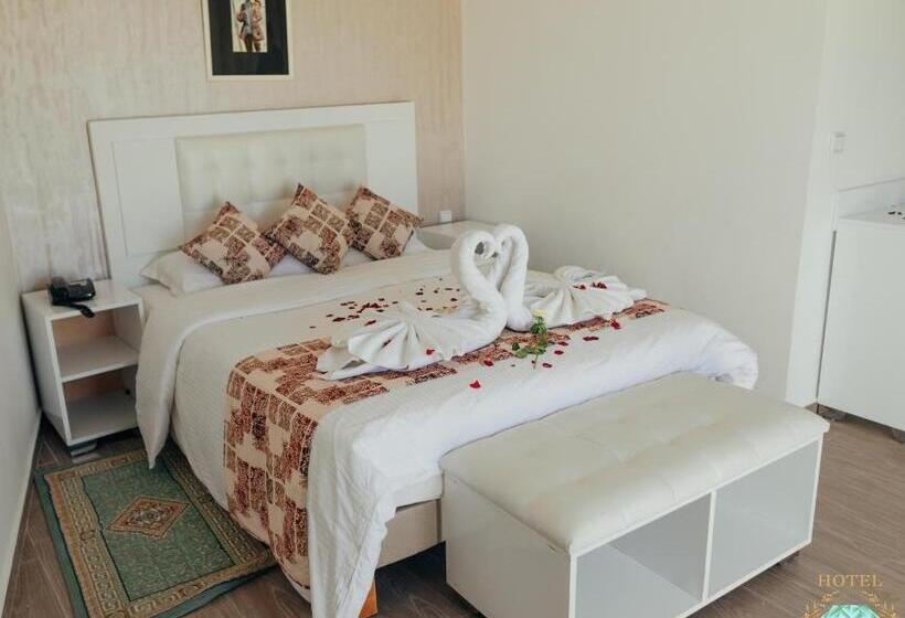 套房带园景, El Yacouta