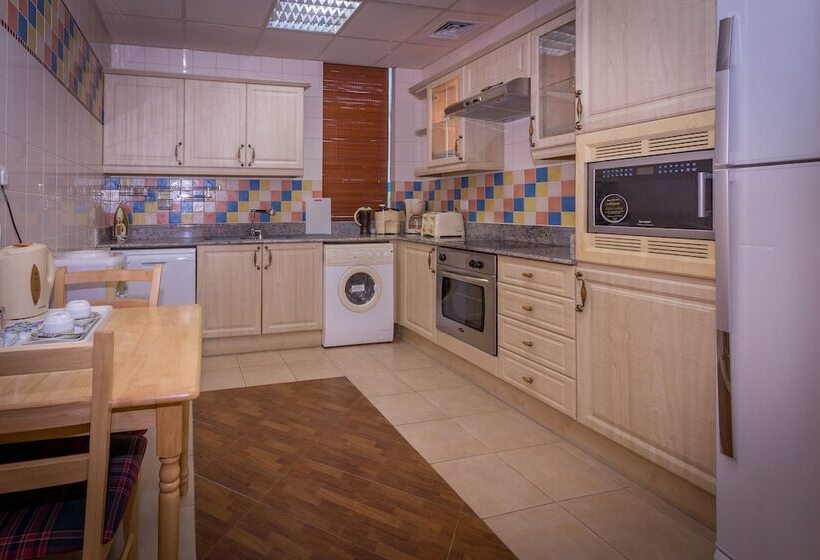 3 Bedroom Suite, City Center Hotel