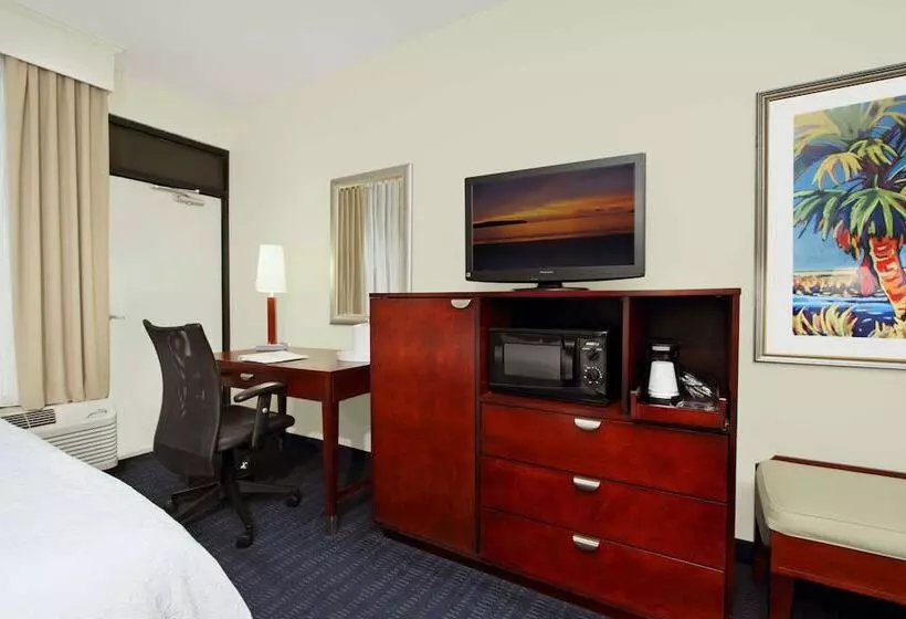 クイーンサイズベッドのスタンダードルーム, Hampton Inn Cocoa Beach/cape Canaveral