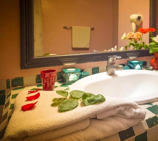 Standard Triple Room, Islane