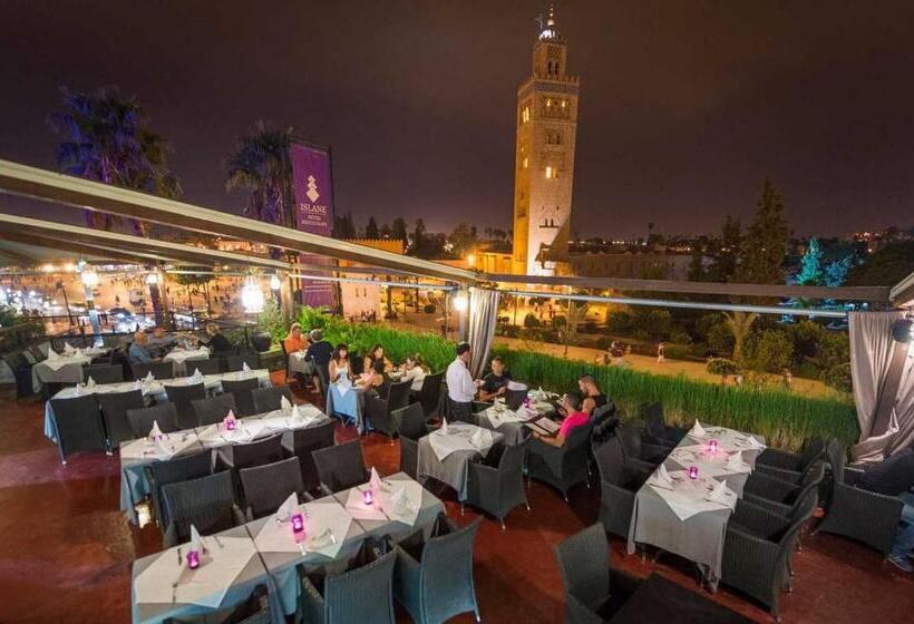 Standard Quadruple Room, Islane