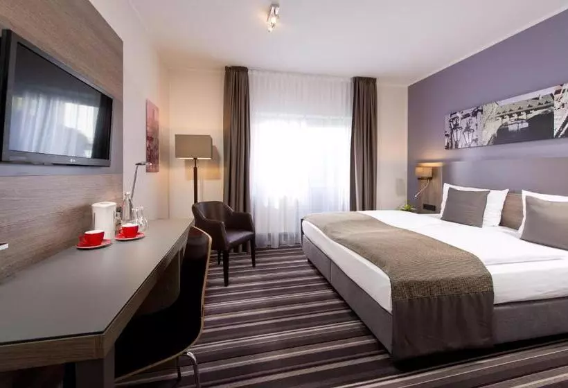 اتاق راحتی سه تخته, Leonardo Hotel Nürnberg
