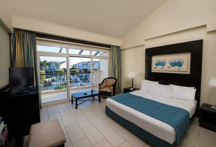 اتاق لوکس سه تخته, Reef Oasis Blue Bay Resort & Spa