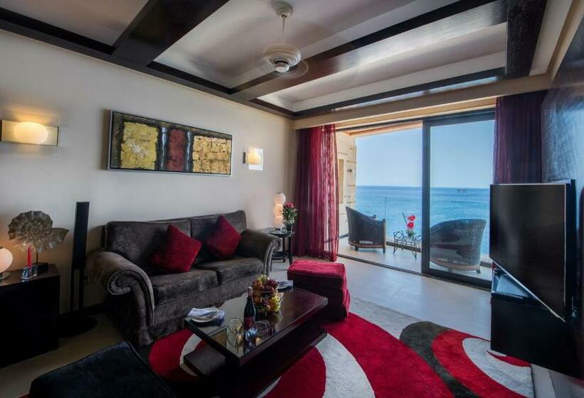 سوییت, Reef Oasis Blue Bay Resort & Spa