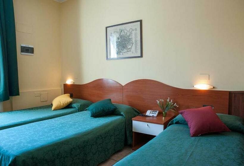 اتاق استاندارد سه نفره, The Best