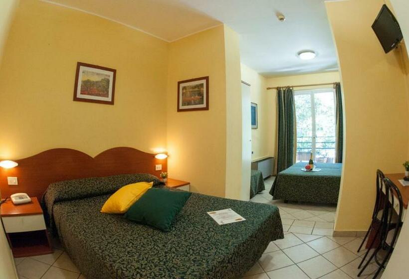 اتاق استاندارد چهار تخته, The Best