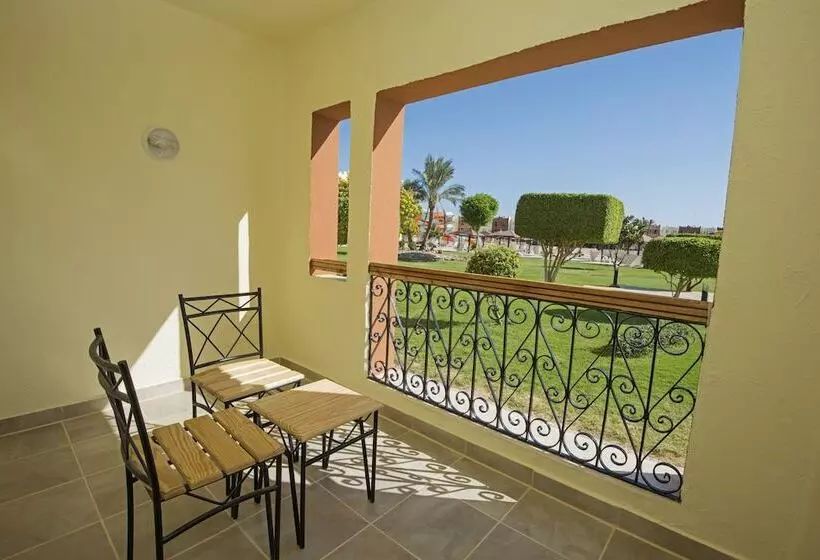 اتاق استاندارد با چشمانداز باغ, Sunrise Royal Makadi Resort