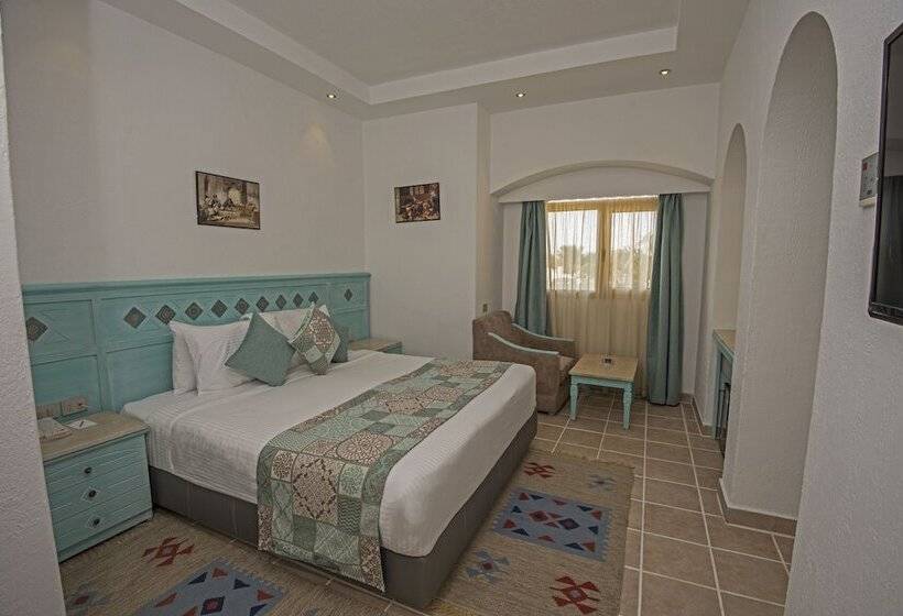 标准间带游泳池, Sunrise Royal Makadi Resort