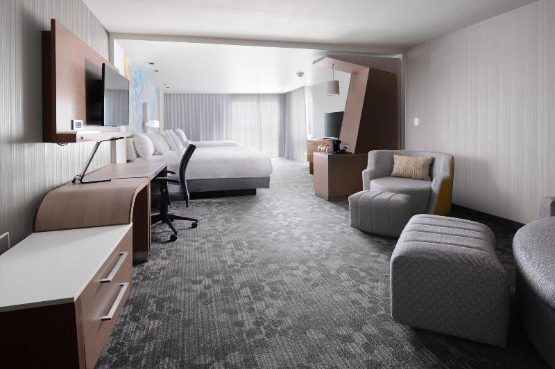 标准间带游泳池, Sunrise Royal Makadi Resort