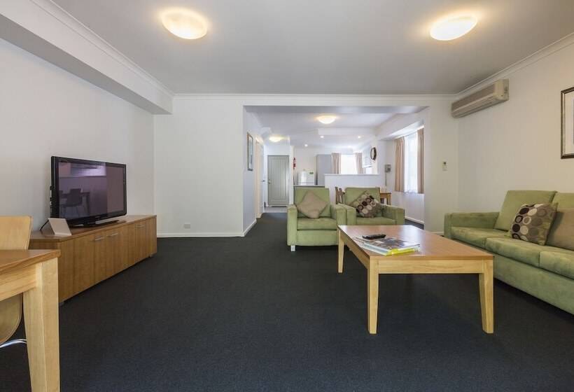 Апартаменты 2 Спальни, Leeuwin Apartments