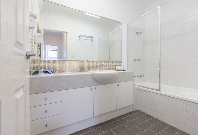 Апартаменты 2 Спальни, Leeuwin Apartments