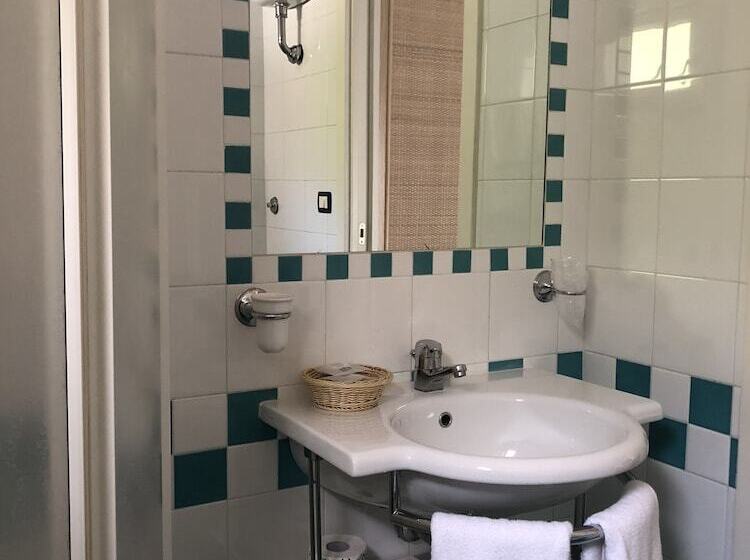 4인용 스탠다드 룸, Agave