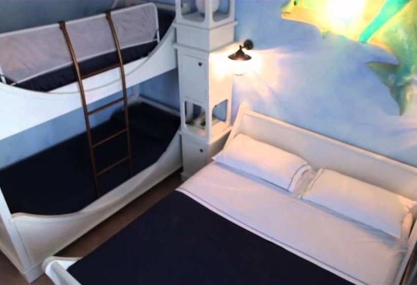 ファミリールーム, Antibes