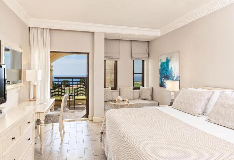 带观景的豪华间, Aphrodite Hills