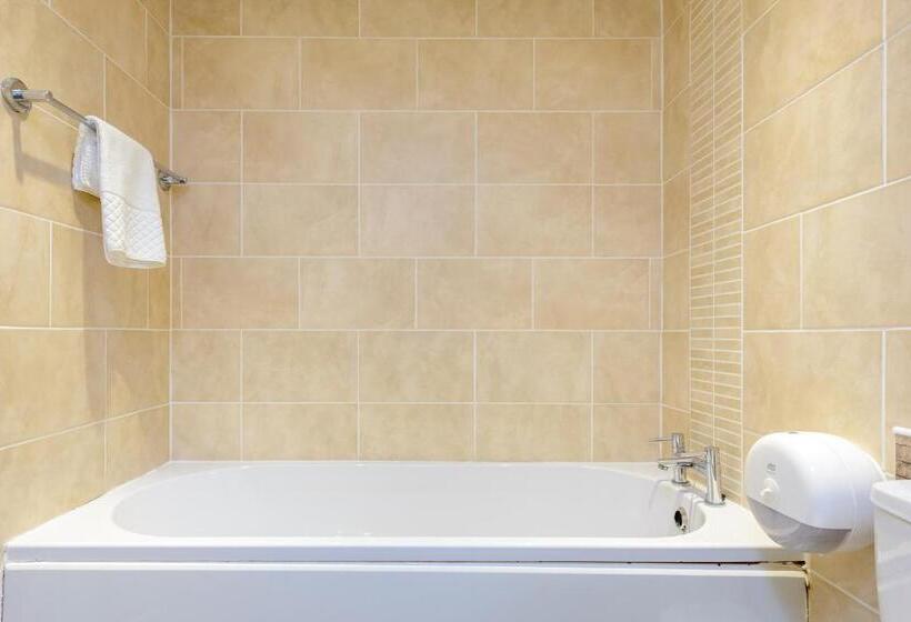 ファミリールーム, Barrowfield