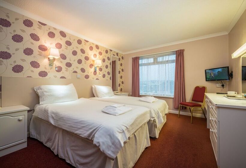 スタンダードルーム, Barrowfield