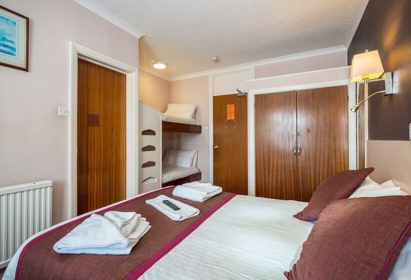 ファミリールーム, Barrowfield