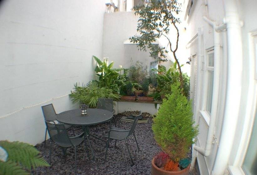 디럭스 룸, Brightonwave