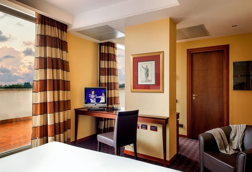 חדר סטנדרט לשלושה, Capannelle Roma