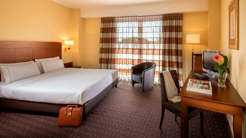 חדר סטנדרט לשלושה, Capannelle Roma