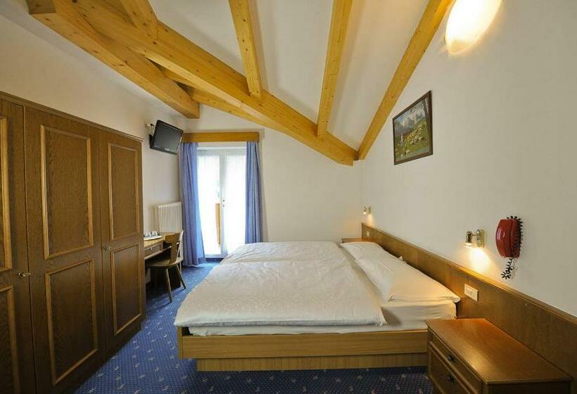 コンフォートルーム, Cristallo