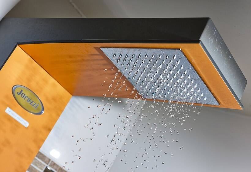 Четырехместный Номер Стандарт Вид на Сад, Galaxy