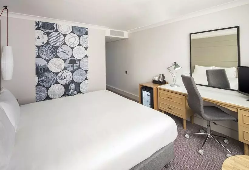 اتاق پرمیوم, Holiday Inn Peterborough West, An Ihg