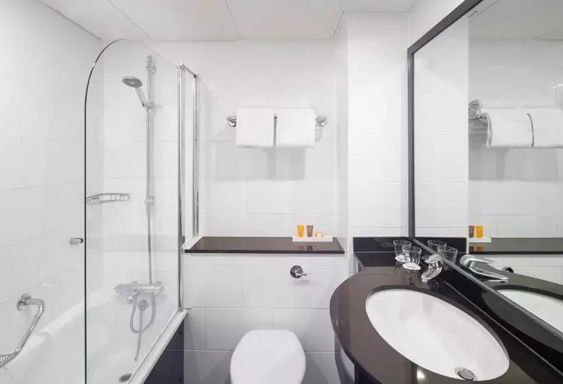 اتاق لوکس, Holiday Inn Peterborough West, An Ihg
