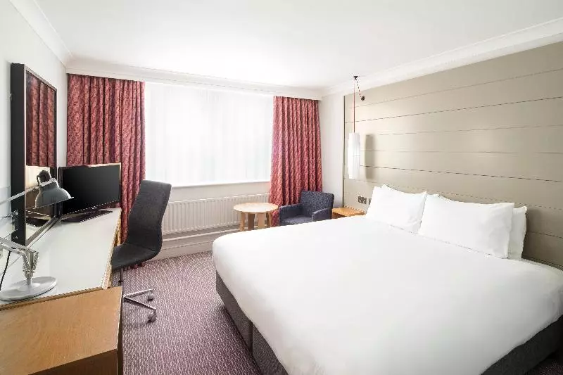 اتاق پرمیوم, Holiday Inn Peterborough West, An Ihg