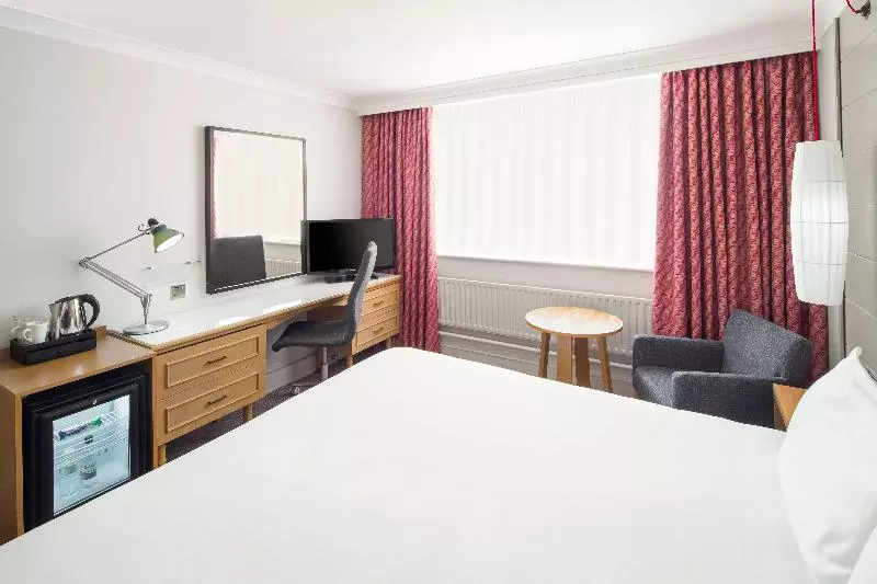 اتاق پرمیوم, Holiday Inn Peterborough West, An Ihg