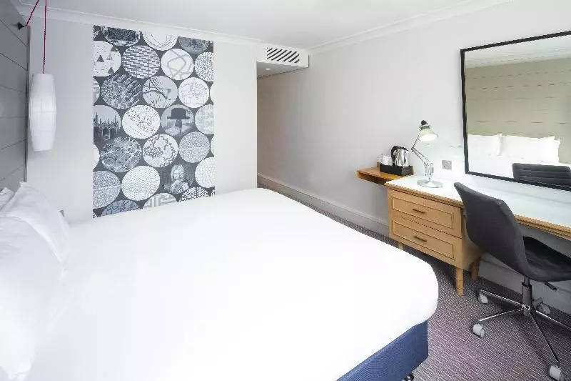 اتاق استاندارد با تخت بزرگ, Holiday Inn Peterborough West, An Ihg