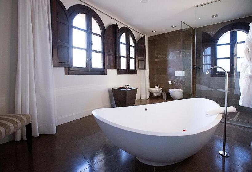 سوییت جونیور, Hospes Palacio Del Bailio, A Member Of Design Hotels