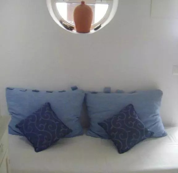 اتاق استاندارد سه نفره, La Casa De Bovedas Charming Inn