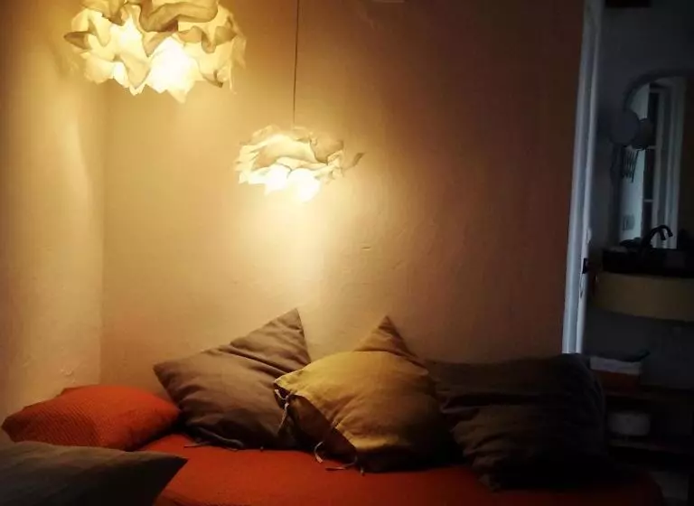 اتاق استاندارد چهار تخته, La Casa De Bovedas Charming Inn