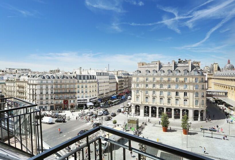 اتاق سوپریور با بالکن, Le Grand Hôtel De Normandie