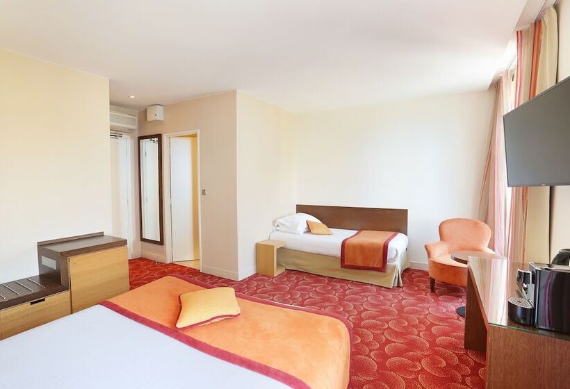 اتاق استاندارد چهار تخته, Le Grand Hôtel De Normandie