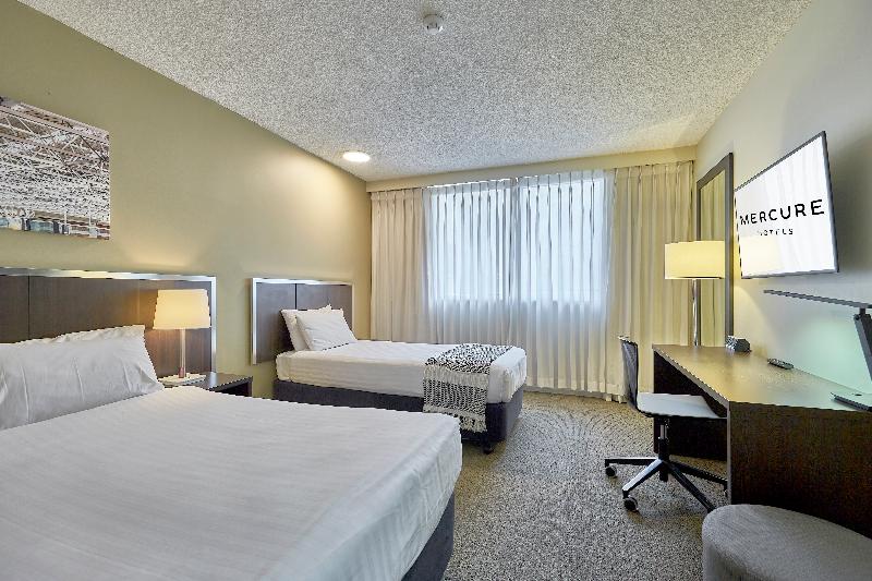 스탠다드 트리플 룸, Mercure Perth On Hay