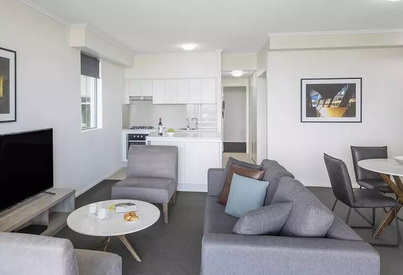 آپارتمان 2 خوابه, Oaks Brisbane On Margaret Suites